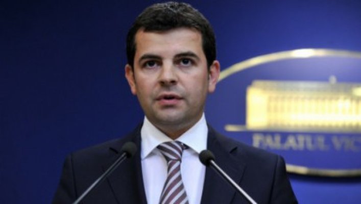 Constantin: Sper să nu se rupă USL; nu sunt omul care să mă târguiesc pe funcţii politice